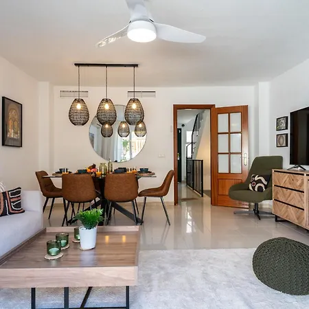 Stylish Seaview Townhouse 3br Pool 4 Terraces Benalmadena